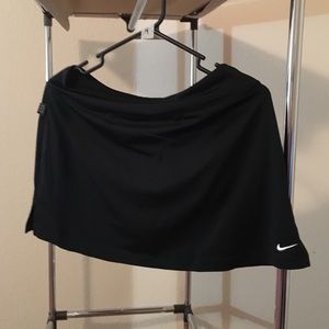 Nike Dri-fit tennis skirts Sz M