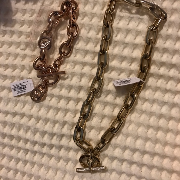 Michael Kors necklace and bracelet - Picture 1 of 1