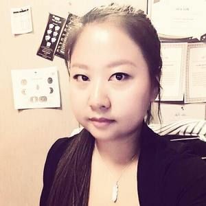 Meet your Posher, Iris