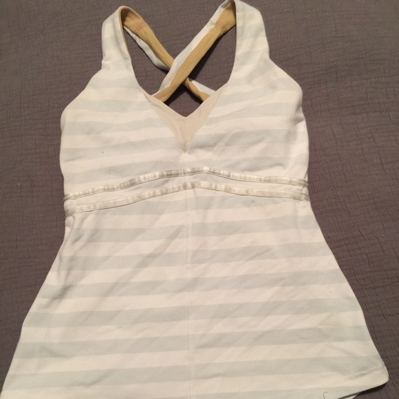 SALE ❤LULULEMON Shirt