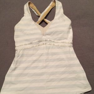 SALE ❤LULULEMON Shirt