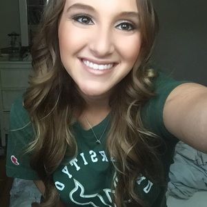 Meet your Posher, Jenna