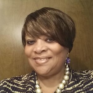 Meet your Posher, Pearlie