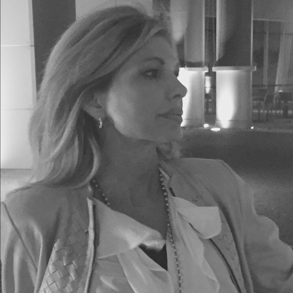 Meet your Posher, Kelly - Picture 1 of 1