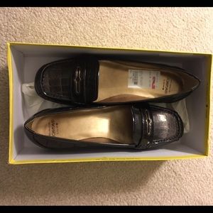 Brown Loafer Flats New Size 8