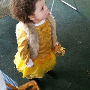 Meet your Posher, Ellis