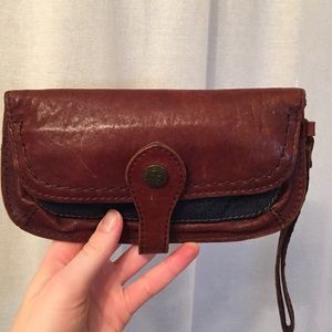 Lucky Brand wallet/wristlet/clutch