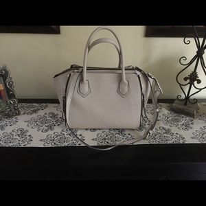 Urban Expressions satchel