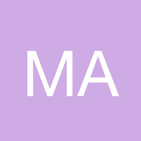 Meet your Posher, Myra - Picture 1 of 1