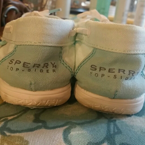 Sperry's - Picture 3 of 4