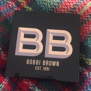 Bobbi Brown LE highlight: Afternoon Glow