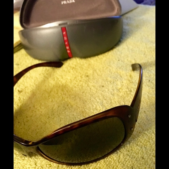 Authentic Vintage Prada Oversized Jackie O Sunnies