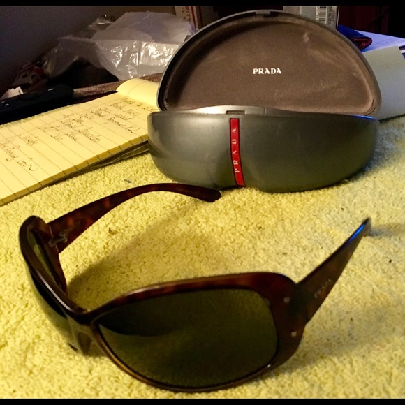 Authentic Vintage Prada Oversized Jackie O Sunnies