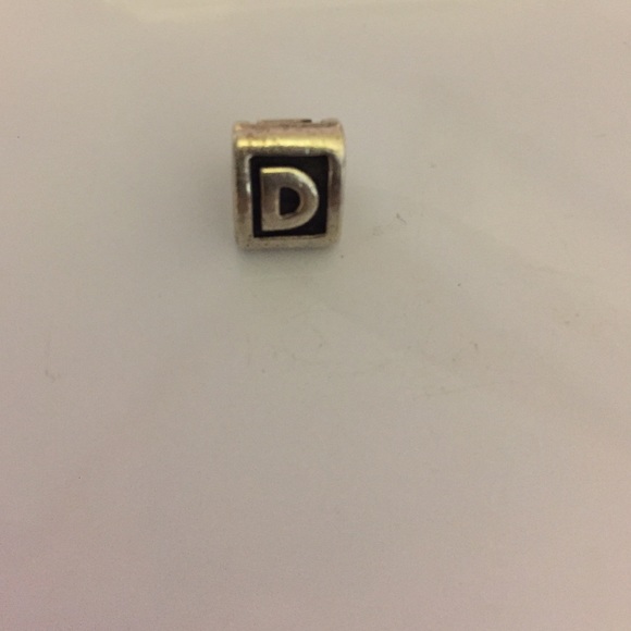 Letter "D" pandora charm