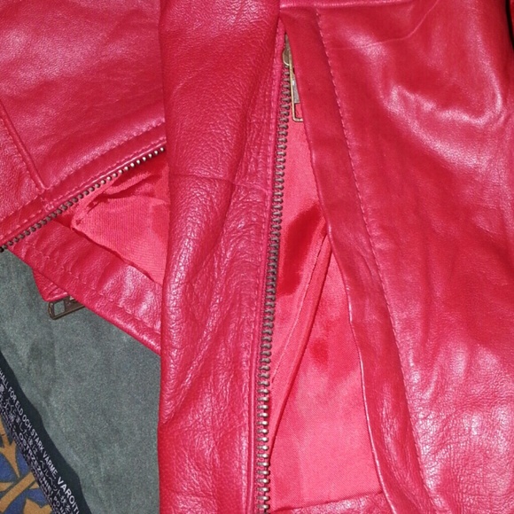 Red Leather jacket. #Motorcycle - Picture 2 of 4