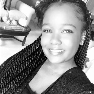 Meet your Posher, Maria