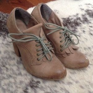 Vintage inspired leather ankle booties