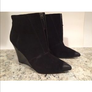 JOES JEANS Brand Black Distressed Leather Wedge