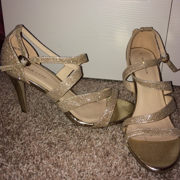 Evening stiletto warn twice