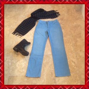 NYDJ Jeans! Vintage High Waist Light Wash