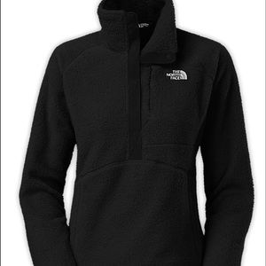 FINAL SALE!! The North Face Sheepeater pullover