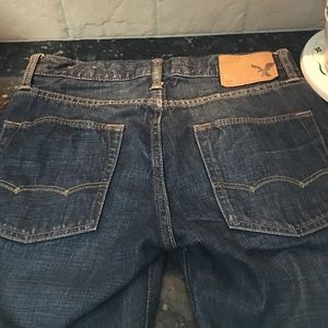 American Eagle men's jeans