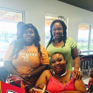 Meet your Posher, Sonya