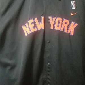 NY KNICKS WARM UP JACKET