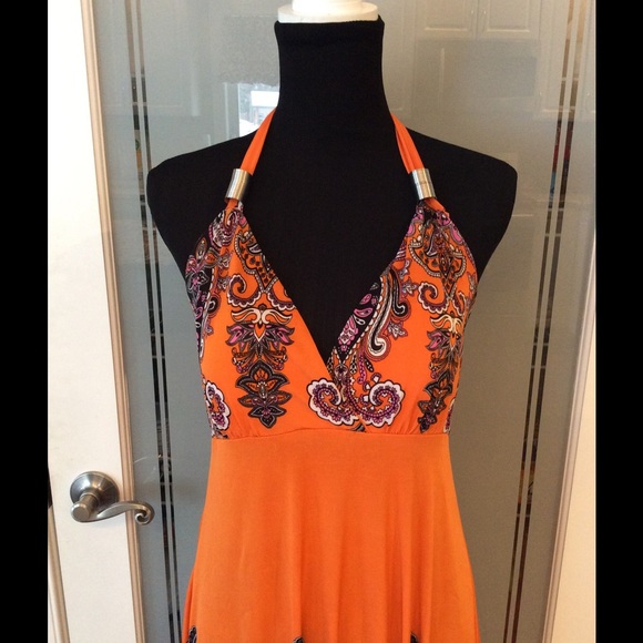 Chesley Dresses & Skirts - Cheskey HALTER DRESS SUMMER Size medium.