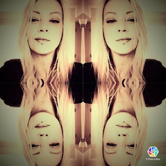 Meet your Posher, Julian