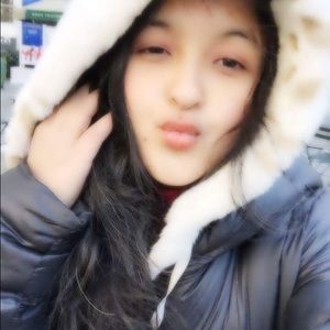 Meet your Posher, Alisha