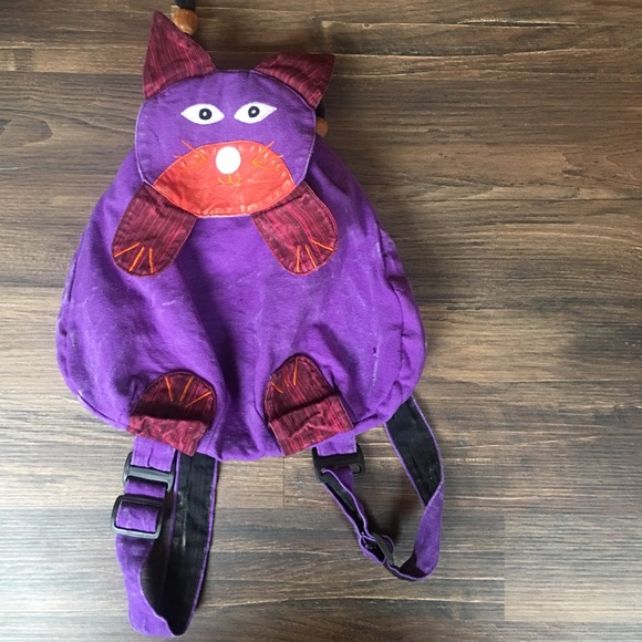 Cat-pack 😻 - Picture 1 of 4