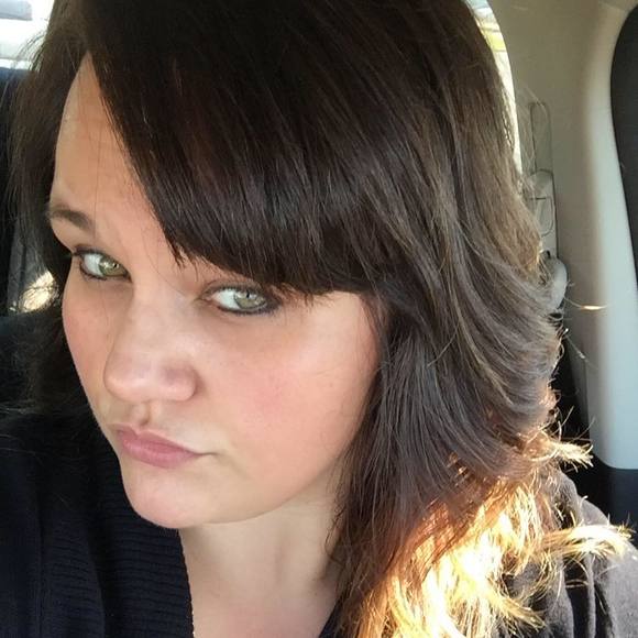 Meet your Posher, Joni - Picture 1 of 1