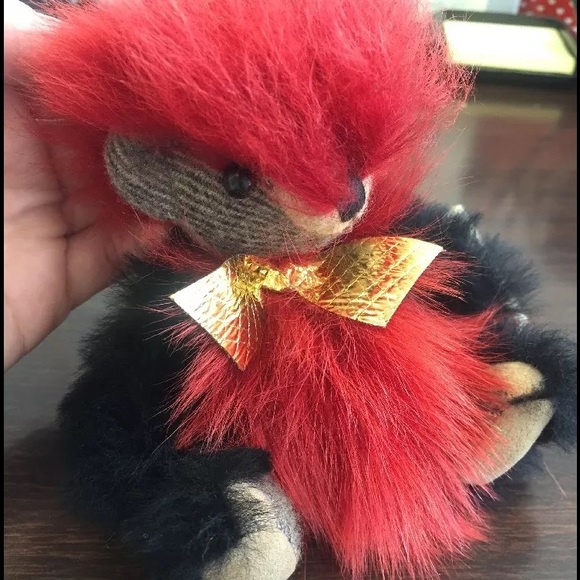 Brand new w tags Burberry PomPom Thomas key charm - Picture 4 of 4