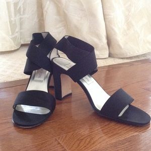 Black Strappy Sandal! Perfect for Holiday parties!