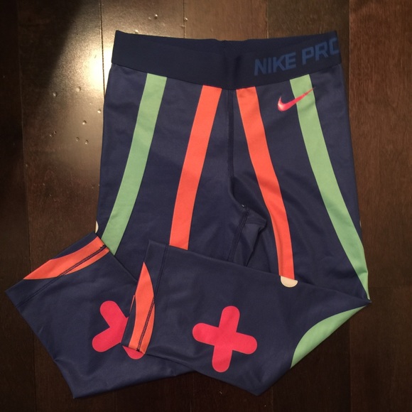 Nike Pro Leggings - image 1