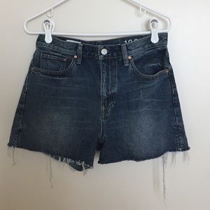 High waisted cut off shorts