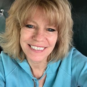 Meet your Posher, Cindy