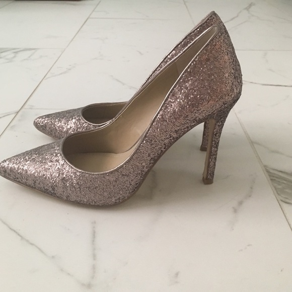 BCBG rose pink sparkling heels