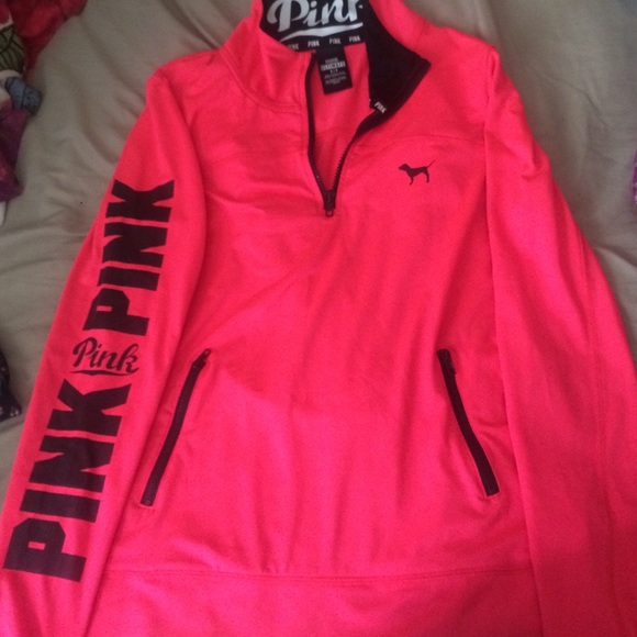 Pink VS ultimate sport sweater