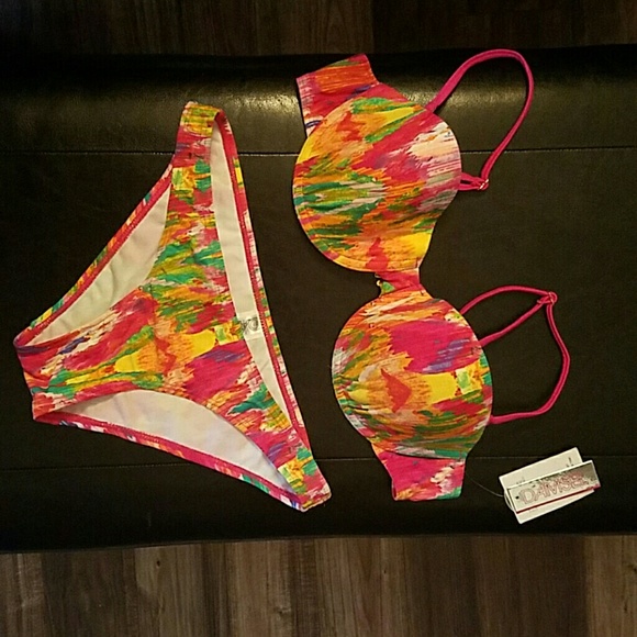 Women's Bikini - Picture 1 of 1