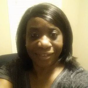 Meet your Posher, Desiree