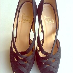 christian louboutin shoes run true to size christian louboutin shoes run true to size