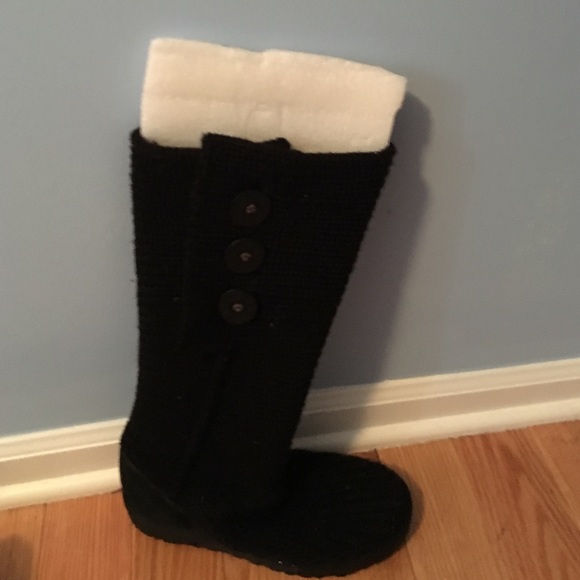 Black Ugg boots. Sz.8