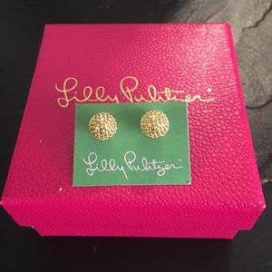 NWT Lilly Pulitzer Gold Stud earring with box