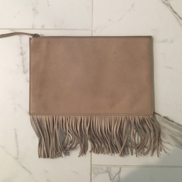 Madewell Handbags - Madewell leather clutch