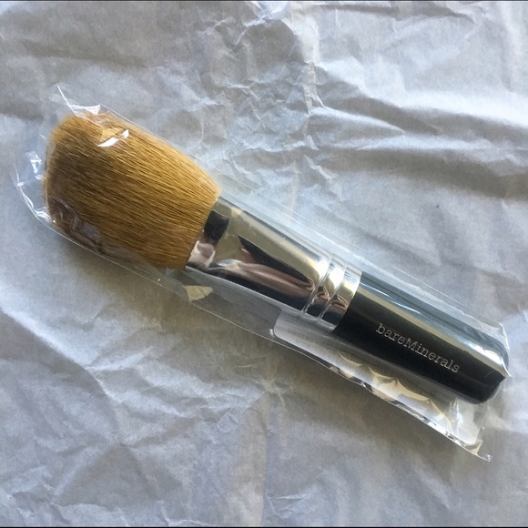 *SOLD* 
Bareminerals Flawless Face Makeup Brush