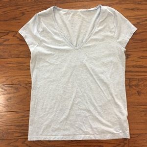 🎉2xHP🎉 Vineyard Vines V Neck Tshirt