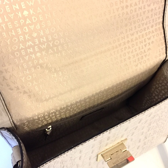 HP🎉 // Kate Spade Bag - Picture 2 of 4