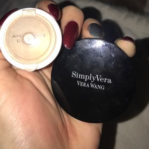 American Beauty, Simply Vera eyeshadow duo